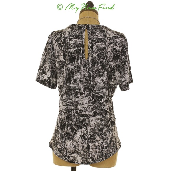 Robbi & Nikki Seam Detail Top Size M Cutout Black White Animal Print EUC B43 - Picture 3 of 3